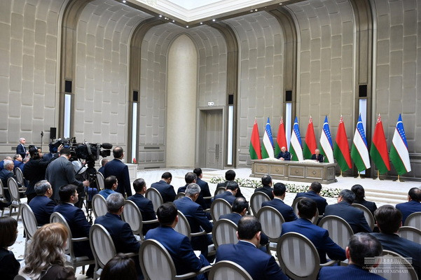 Президентлар музокараларнинг самарали натижаларидан мамнунлигини таъкидладилар