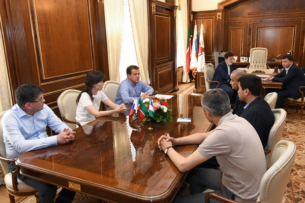Mayor of Kazan meets with a delegation from Uzbekistan