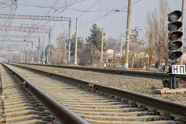 The cost of construction of the China - Kyrgyzstan - Uzbekistan railway to be about US$8 billion