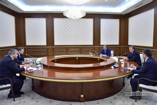 President of Uzbekistan receives Vice President of General Electric