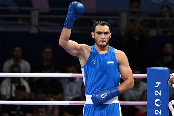 Lazizbek Mullojonov secures an Olympic medal