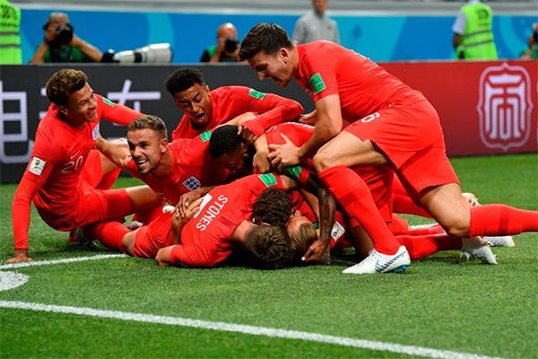 Harry Kane header helps England to clinch last-gasp win