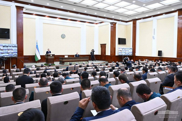 President attends Extraordinary Session of Kashkadarya Regional Council of People’s Deputies