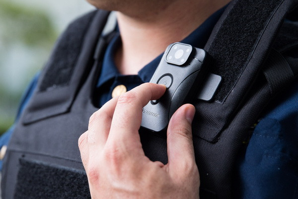 Uzbek MP proposes to provide doctors with chest video recorders