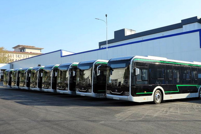 Фарғонага қўшимча 24 дона «YUTONG» автобуслари олиб келинди