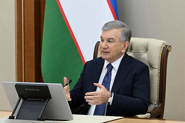 Президент Узбекистана поручил ускорить реализацию стратегических проектов «Узбекнефтегаз»