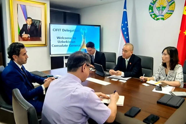 Uzbek Diplomats reach agreements with organizers of China’s international trade and investment fair on future cooperation plans