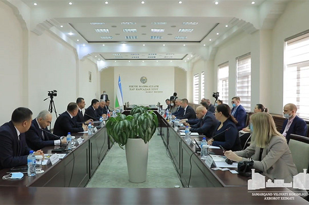 An agreement was signed on the establishment of twinning relations between Samarkand and Saratov