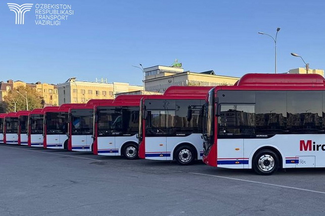 Buxoro viloyatiga 12 dona «YUTONG» avtobuslari olib kelindi