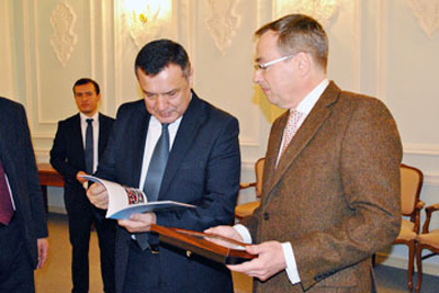 Legislative Chamber speaker meets French envoy
