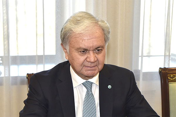Абдулазиз Камилов ШҲТ Бош котиби билан учрашди