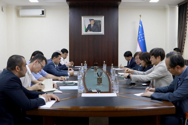 Meeting held with delegation led by Executive Vice President of the Korean Foundation