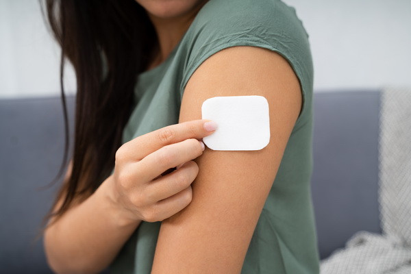 COVID vaccine patch fights variants better than needles
