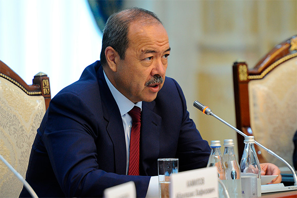 Uzbekistan’s Prime Minister visits the Embassy of Vietnam