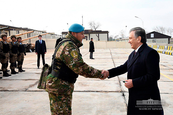Uzbek President observes special tactical exercises