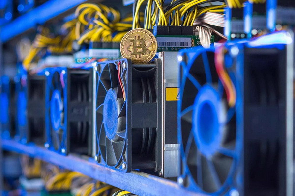 Mining activities are carried out using solar energy