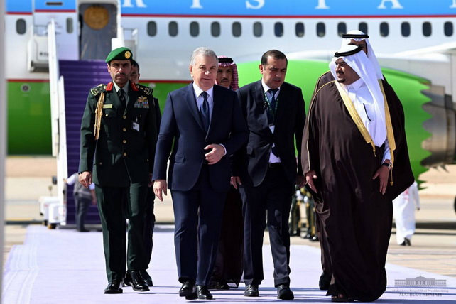 O‘zbekiston Prezidenti Saudiya Arabistoniga keldi
