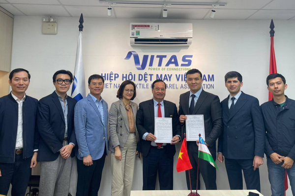 A delegation of the Uztekstilprom Association is on a visit to Vietnam