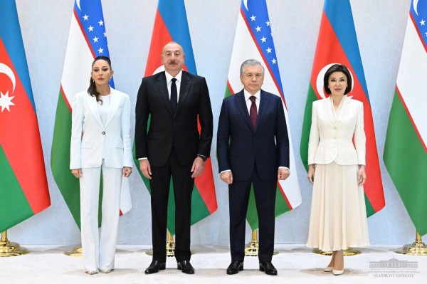 Прошла торжественная церемония встречи Президента Азербайджана