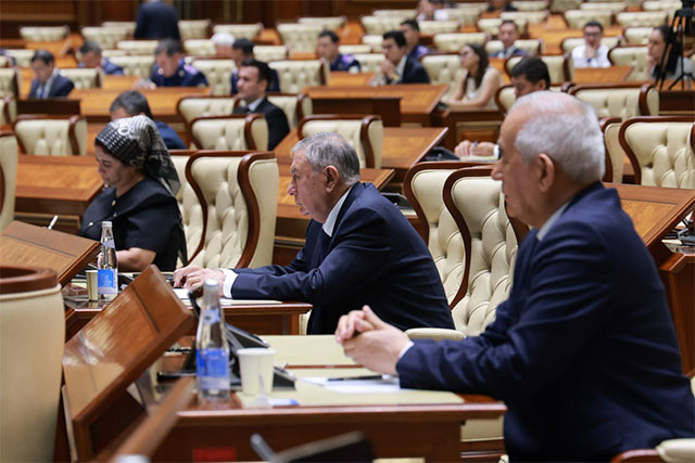 Senatorlar muvofiqlikni baholash organlarining masʼuliyatini yanada oshirishga va tadbirkorlarga yengillik berishga qaratilgan Qonunni muhokama qildilar