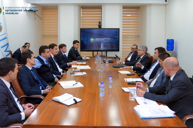Uzbekistan, Azerbaijan consider development of bilateral ties