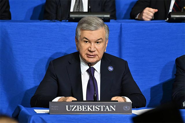 Президент Узбекистана принял участие в инаугурационном заседании Совета мира в Вашингтоне