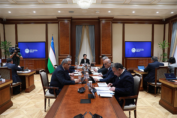 The Senate to hold a plenary session on 13 September