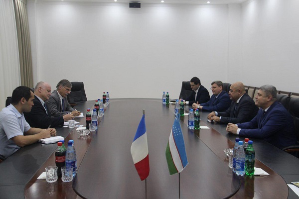 Uzbekistan Airways’ Director General meets with representatives of French aviation authorities