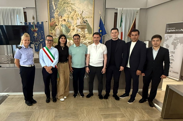 Uzbek Leather Industry Strengthens Presence in European Market: Delegation Visits Italy