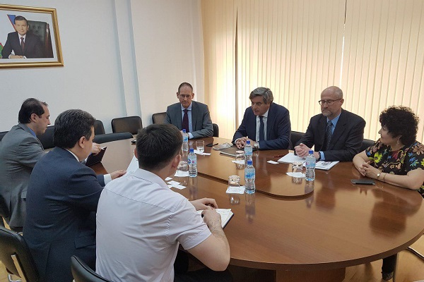 Uzbek Innovation Ministry, Gemalto discuss cooperation issues