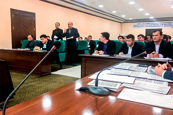 Group of Ministry of Investment and Foreign Trade of Uzbekistan visit Jizzakh region