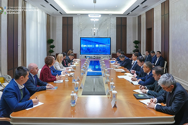 Uzbekistan and IFC discuss the implementation of joint projects