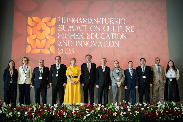 Oʻzbekiston delegatsiyasi Vengriyadagi Vengriya-Turkiy davlatlar sammitida faol ishtirok etmoqda