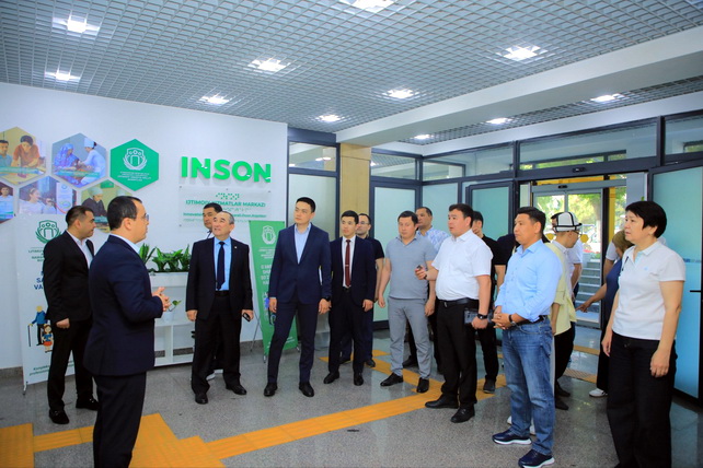 Делегация государственных служащих Кыргызской Республики прибыла в Наманган для изучения опыта региона