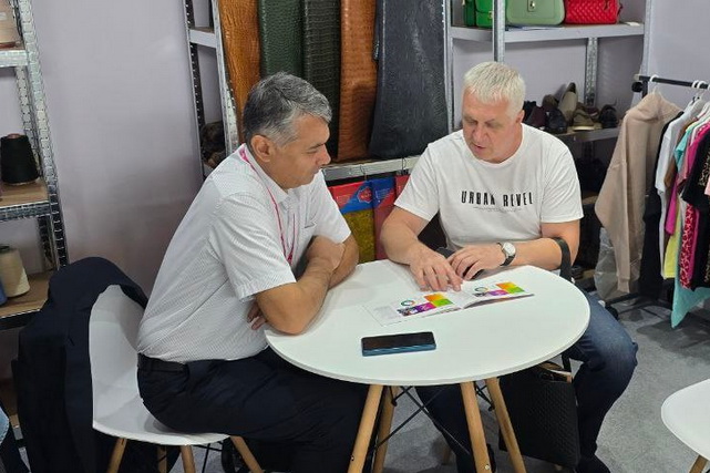 Uzbekistan and Russia Expand Industrial Cooperation in Leather and Chemical Sectors