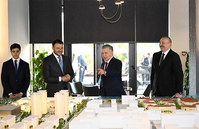 O‘zbekiston Prezidenti "Sea Breeze" kurort majmuasi faoliyati bilan tanishdilar