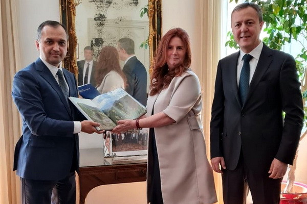 Gayrat Fozilov holds a meeting with the diplomatic adviser to the President of Italy