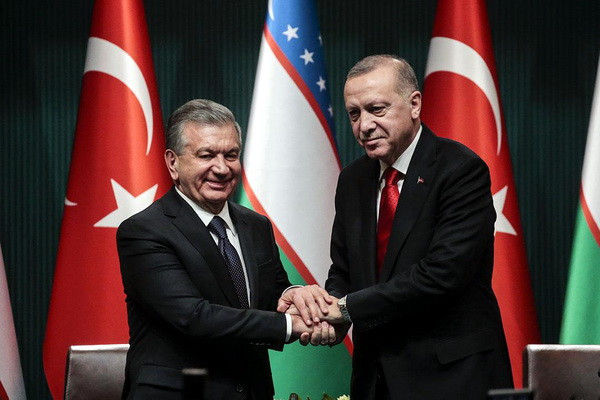 O‘zbekiston va Turkiya yetakchilari keng qamrovli strategik sheriklik munosabatlarini yanada mustahkamlash masalalarini muhokama qildilar