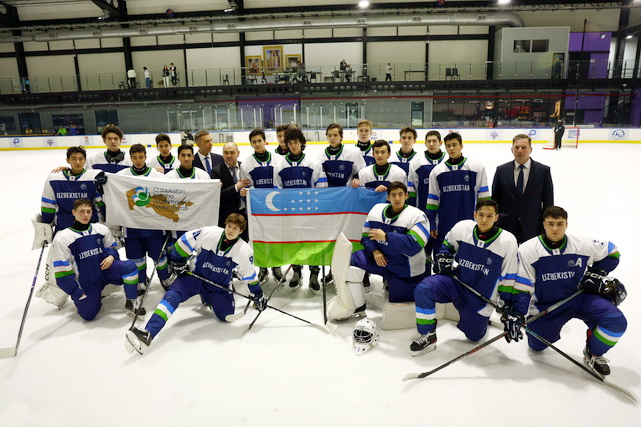 Xokkey bo‘yicha O‘zbekiston o‘smirlar terma jamoasi U18 jahon chempionatida g‘olib debyut qildi va III A divizioniga yo‘l oldi