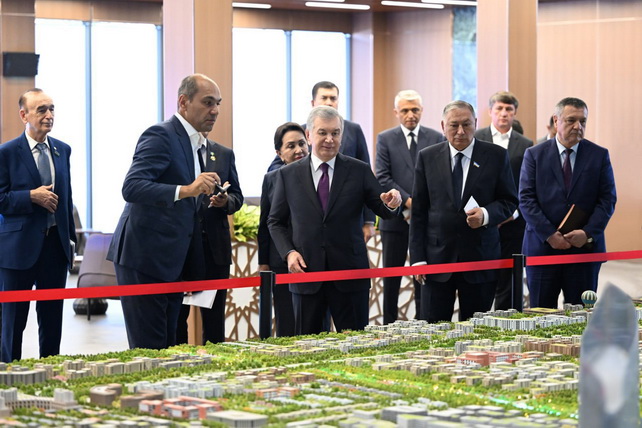 Shavkat Mirziyoyev «Yangi Toshkent» loyihasini amalga oshirish jarayoni bilan tanishdi
