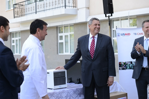USAID provides technology to improve TB diagnosis