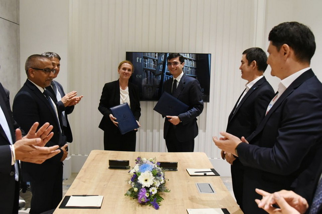“O‘zbekneftgaz” AJ va “Schlumberger” Ustyurt viloyatidagi konlarni boshqarish bo‘yicha shartnoma imzoladi