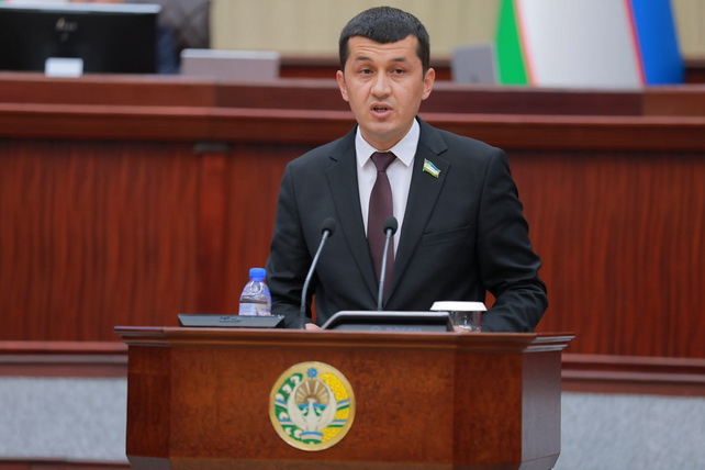 Uzbek Lawmakers Approve Tougher Anti-Extremism Bill