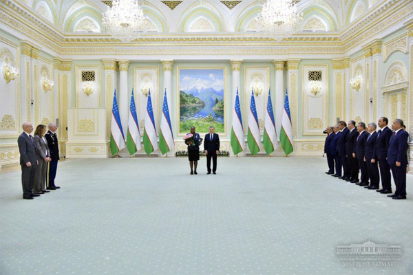 President of Uzbekistan receives outgoing US Ambassador