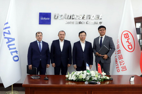 BYD signs investment agreement with Ministry of Investment, Industry and Trade of Uzbekistan
