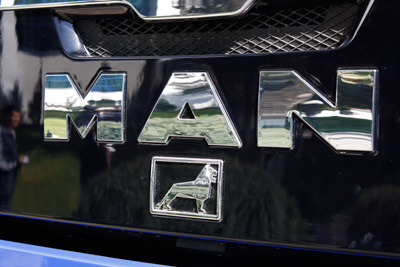 JV MAN AUTO-Uzbekistan produces first truck