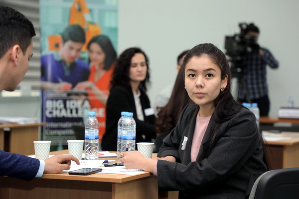 Intensive training for participants of the second round of contest “Big Idea Challenge” takes place