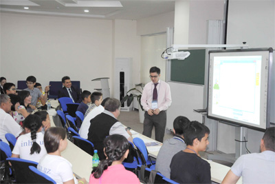 Inha University holds programming course for children