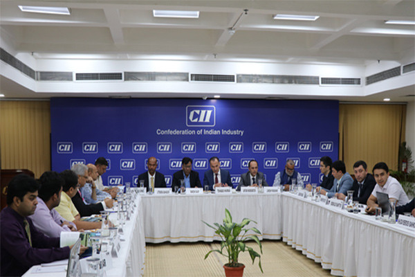 Round table “Investment Opportunities between Uzbekistan and India” takes place in Delhi