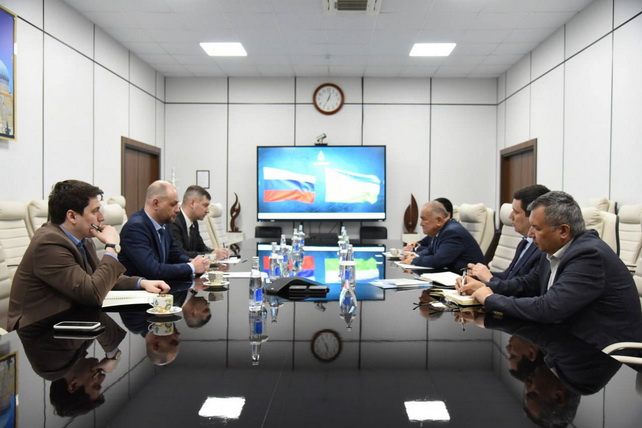 «Ўзбекнефтгаз» АЖ Татаристон делегацияси билан нефть ва газ соҳасидаги ҳамкорликни кенгайтириш масалаларини муҳокама қилди